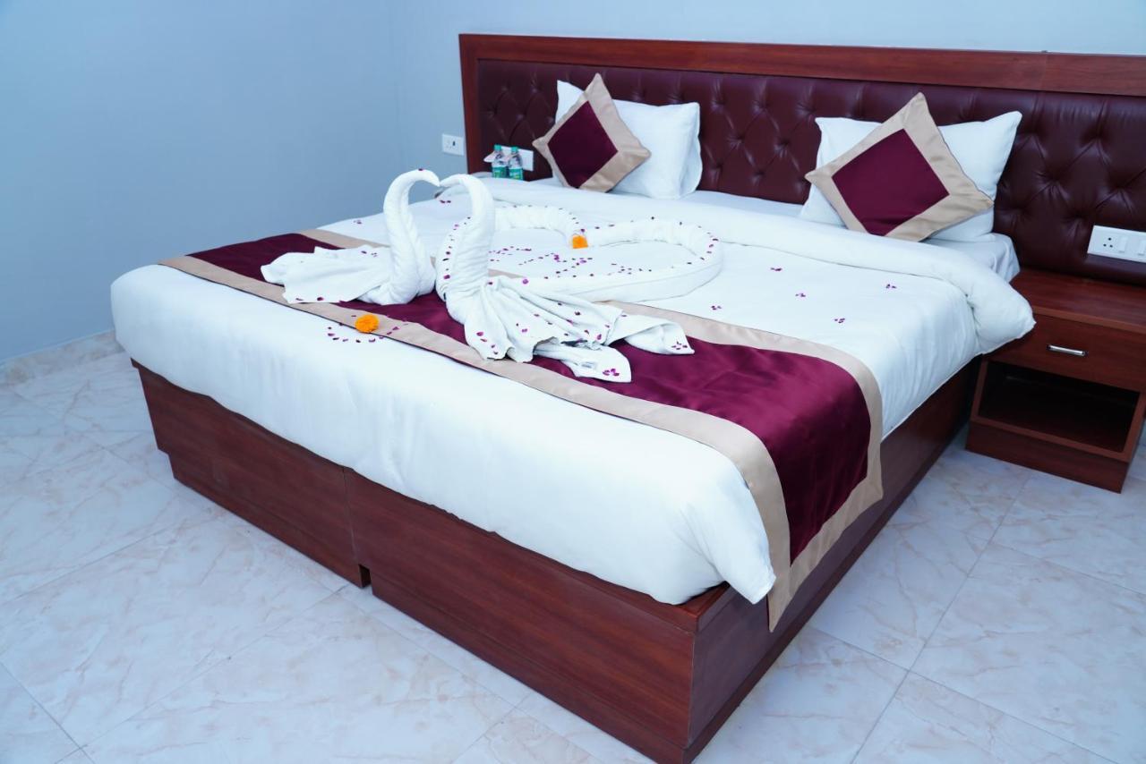 Expomart Inn Greater Noida Exterior foto
